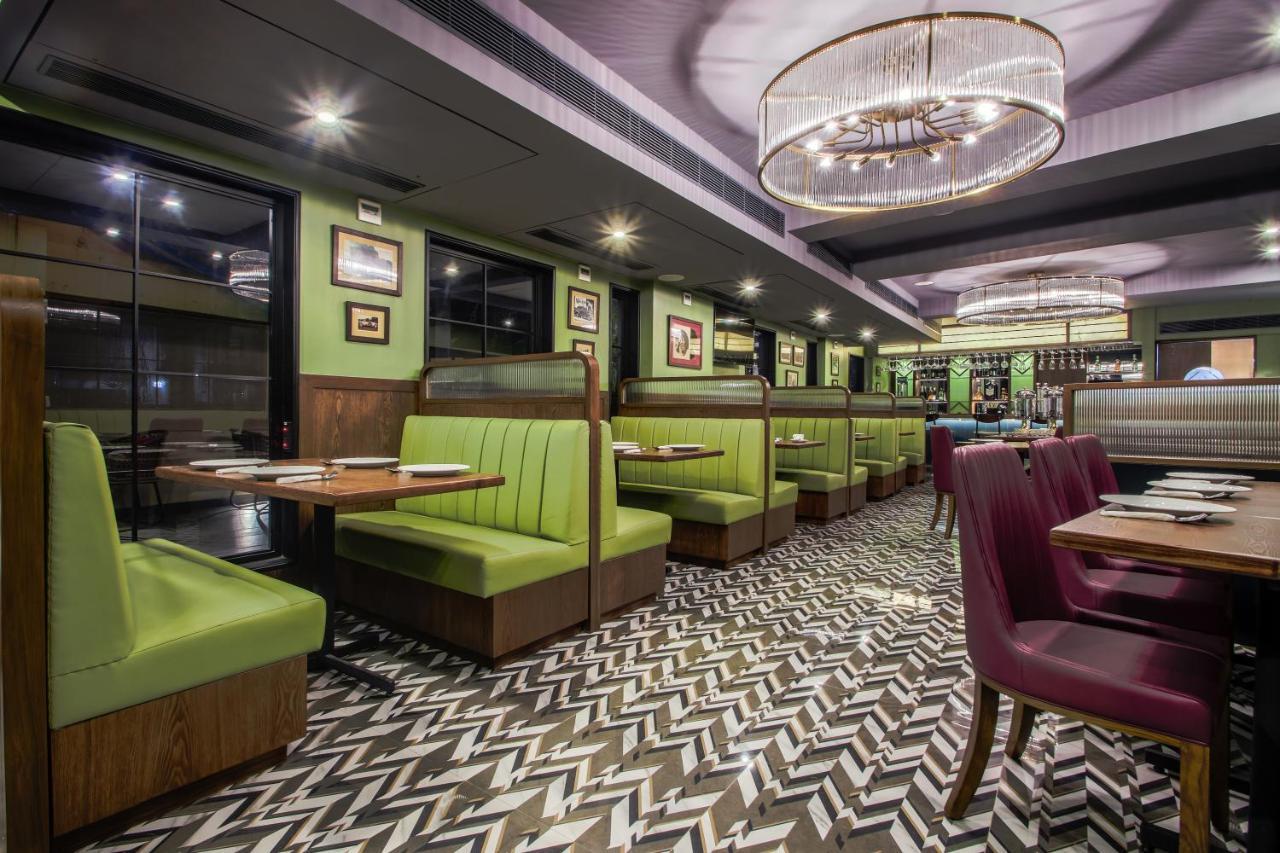 T24 Retro Hotel Mumbai Kültér fotó